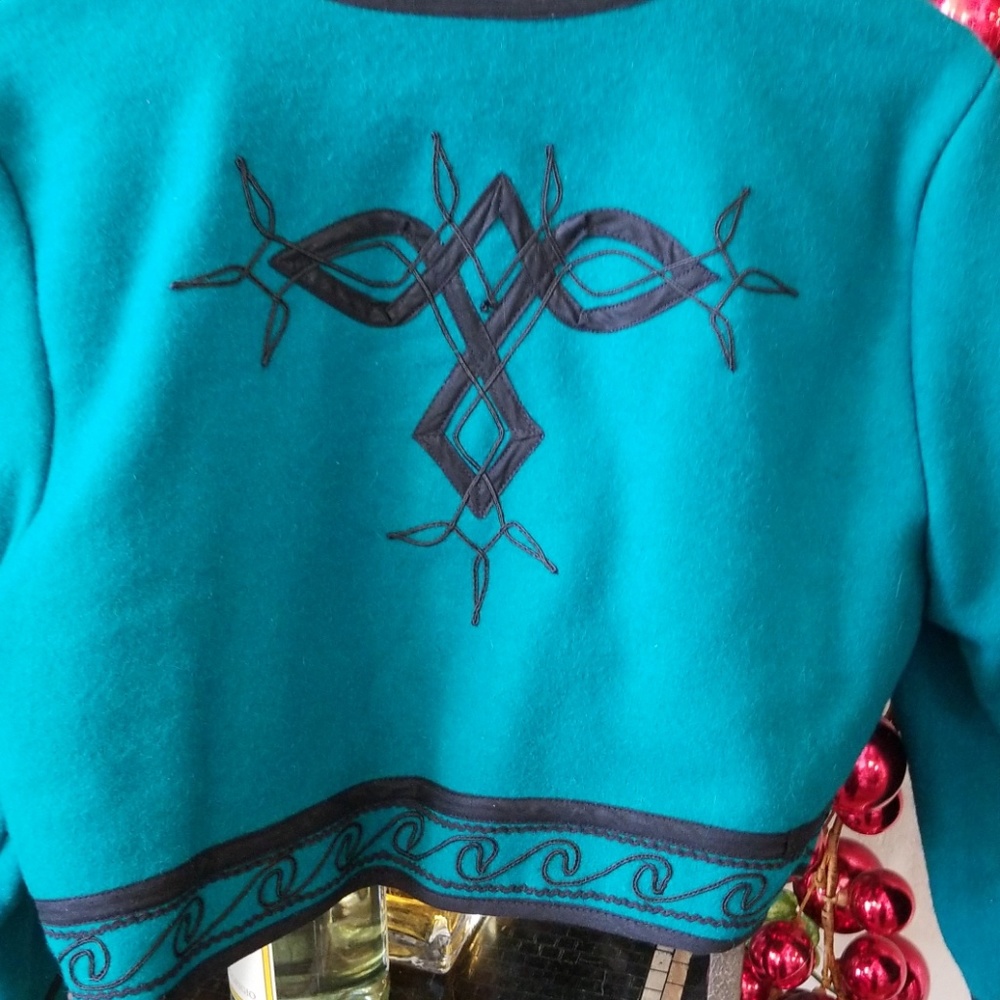 Jacket - Picture 6 of 8